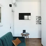 Comecasa Studi Terraced