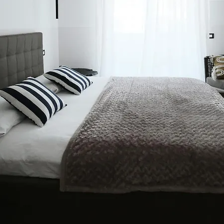 아파트 Comecasa Citta Studi Terraced 밀라노